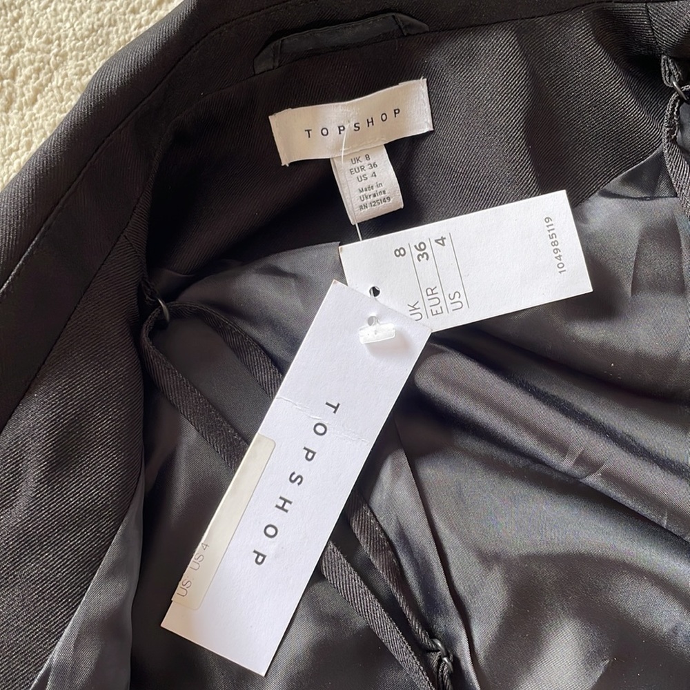 Topshop two-in-one Cutout Detail blazer mini dress in black - Picture 4 of 16